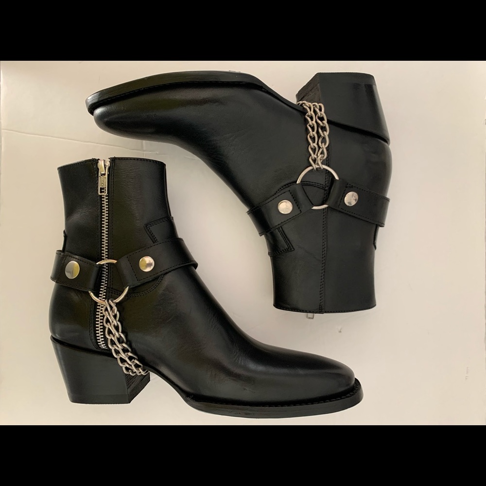 Brand New Black Leather boots size 8 men’s